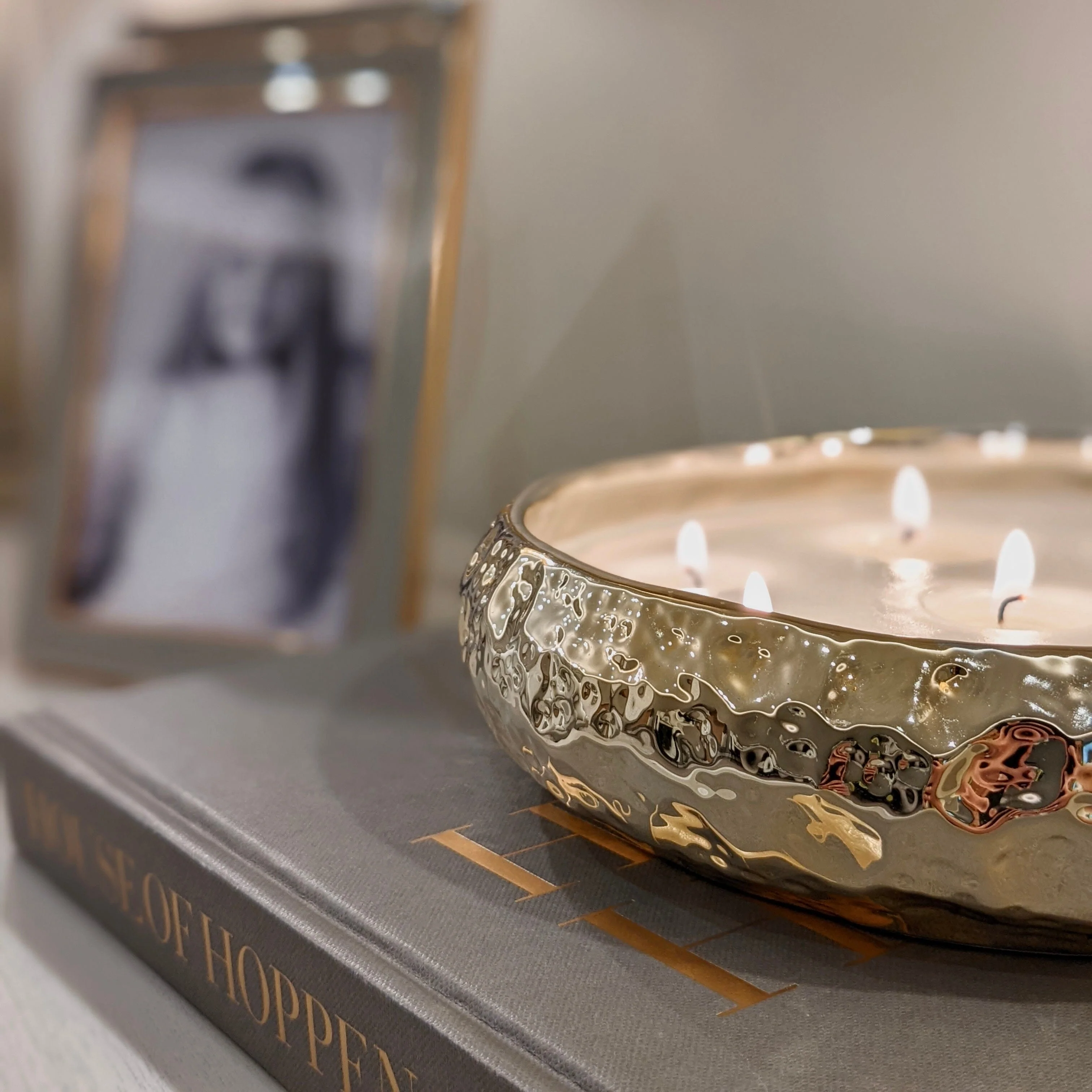 Aeolian 7 Wick Gold Scented Candle - Image 8