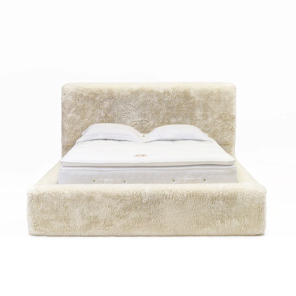 Arctic Luxury Cream Chunky Faux Fur Bed - Image 3