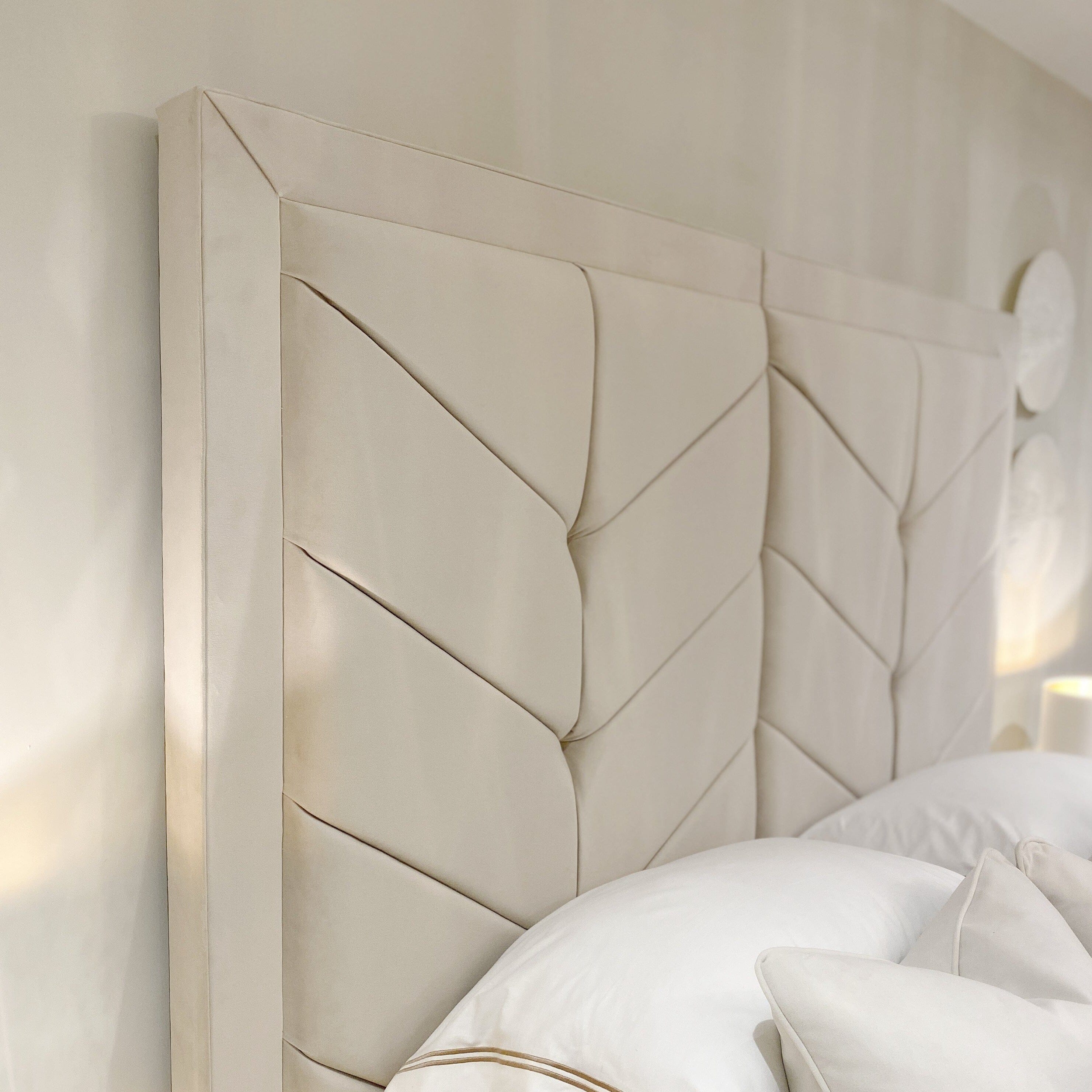 Ashton Vanilla Velvet Premium Chevron Ottoman Storage Bed - Image 6
