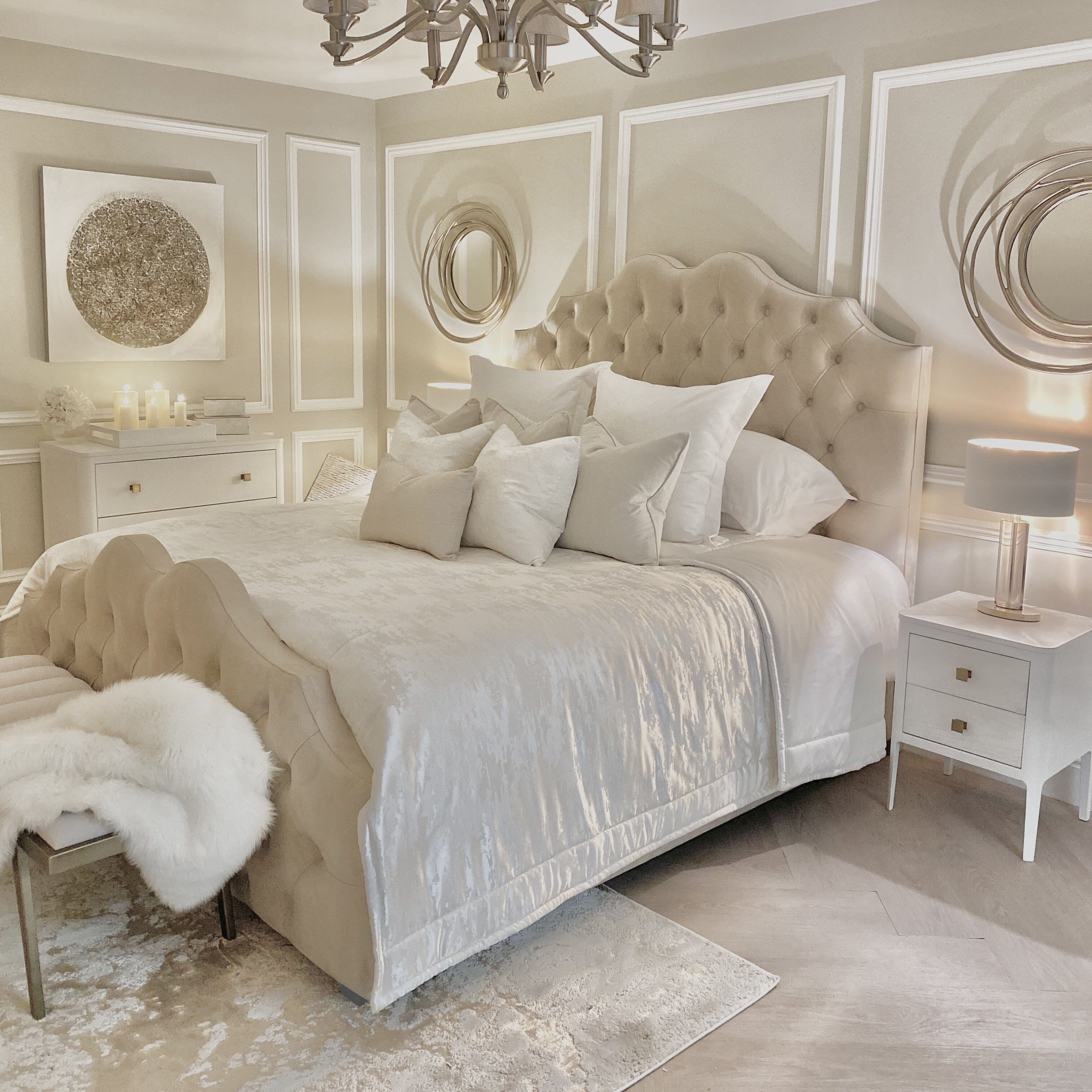 Belvoir Vanilla Luxury Curved Velvet Bed