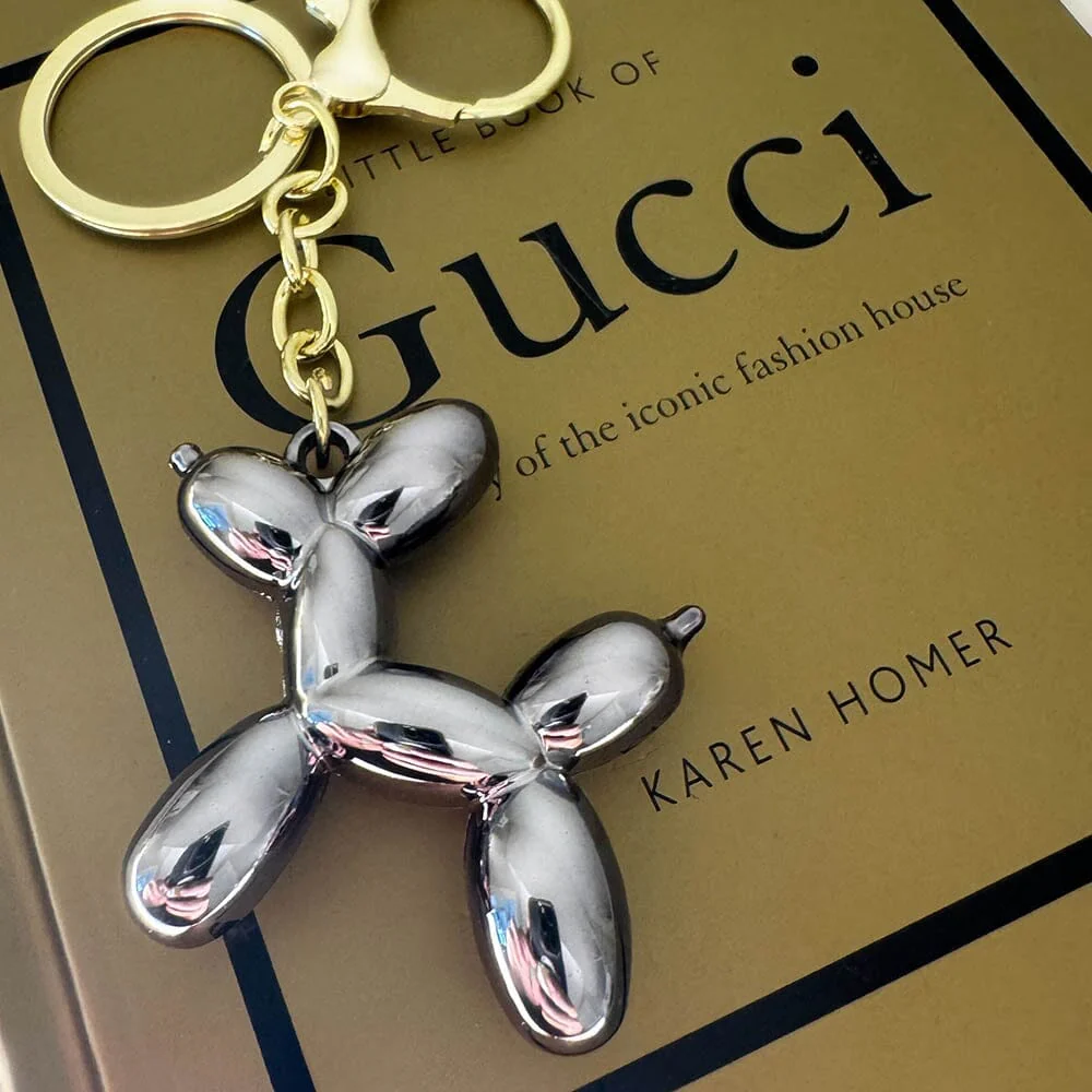 Black Pearlescent Balloon Dog Keyring - Image 2