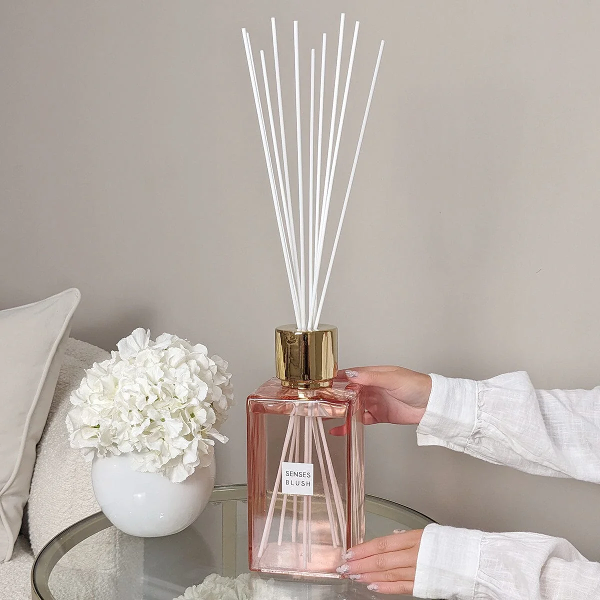 Blush Rose Scented Pink & Gold XL Reed Diffuser - 2200ml - Image 2