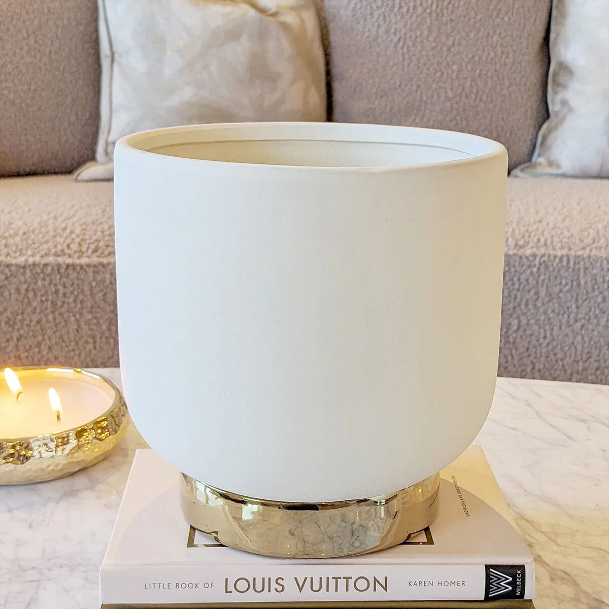 Cinzia Large Ceramic White & Gold Planter - Image 3