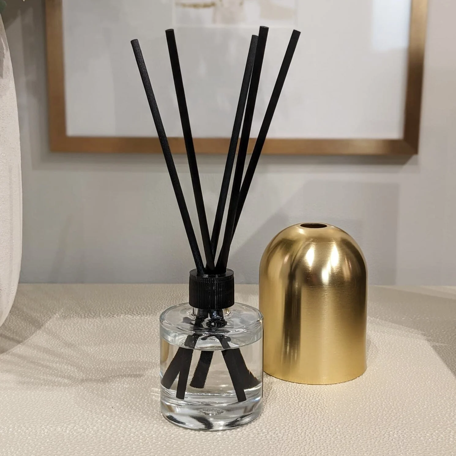 Epiphany Gold White Sandalwood Reed Diffuser- 100ml - Image 2
