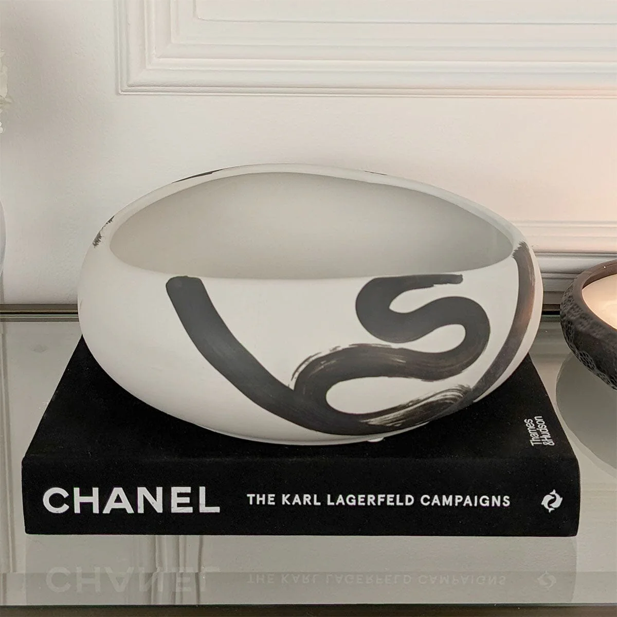 Jaxon Black & Cream Paint stroke Decorative Ceramic Bowl - Image 2