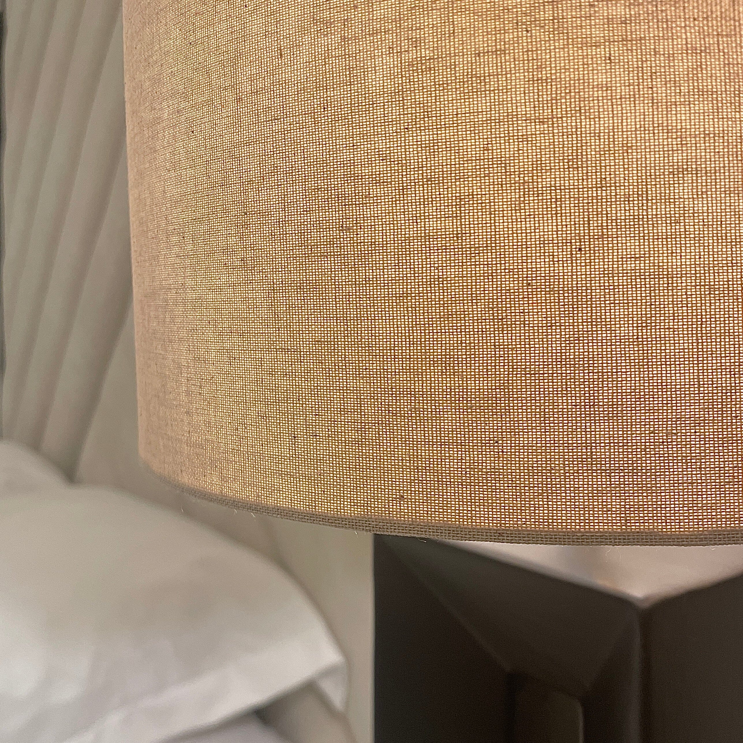 Kimia Black Table Lamp - Image 3
