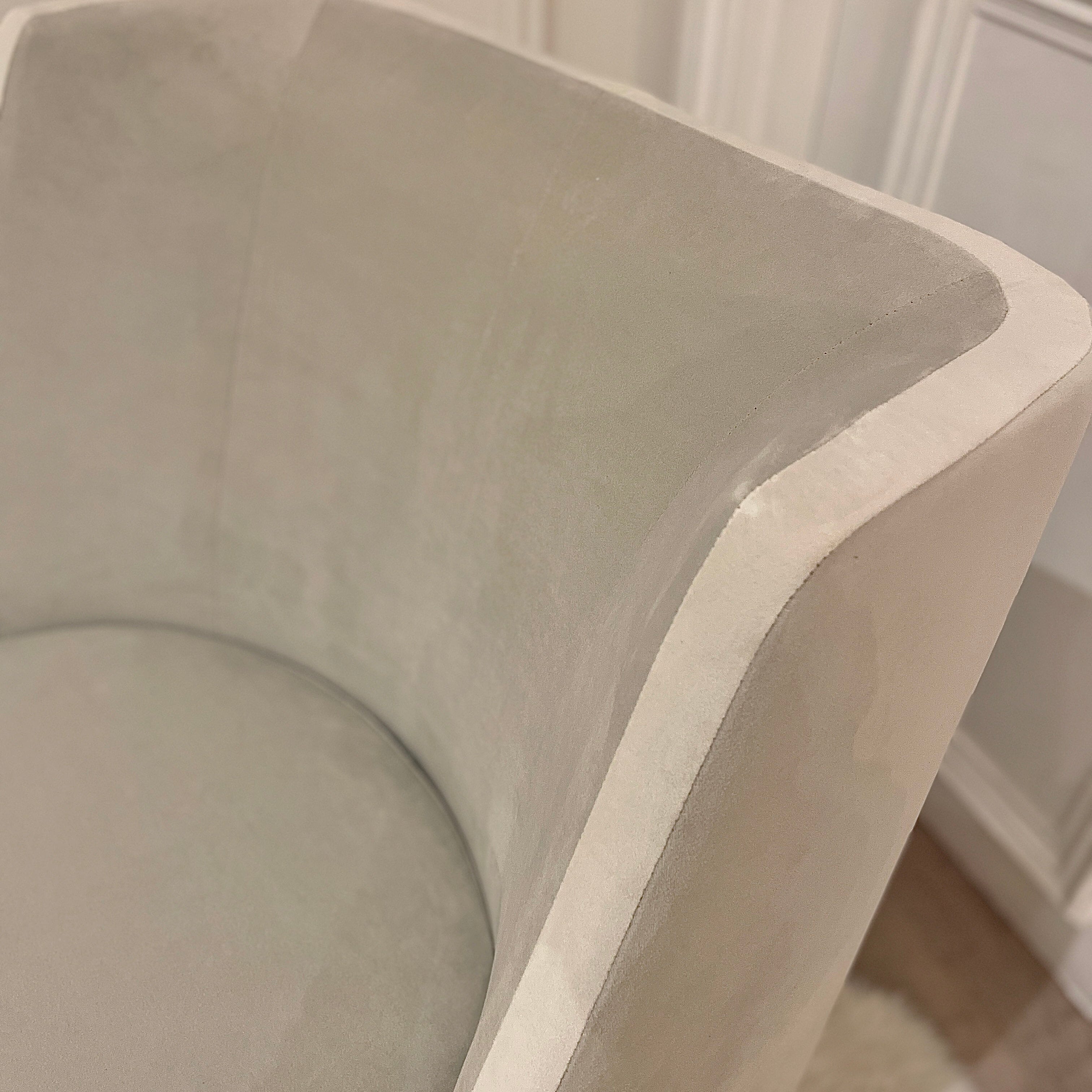 Knightsbridge Smoke Grey Velvet Accent Chair With Cream Piping - Image 4