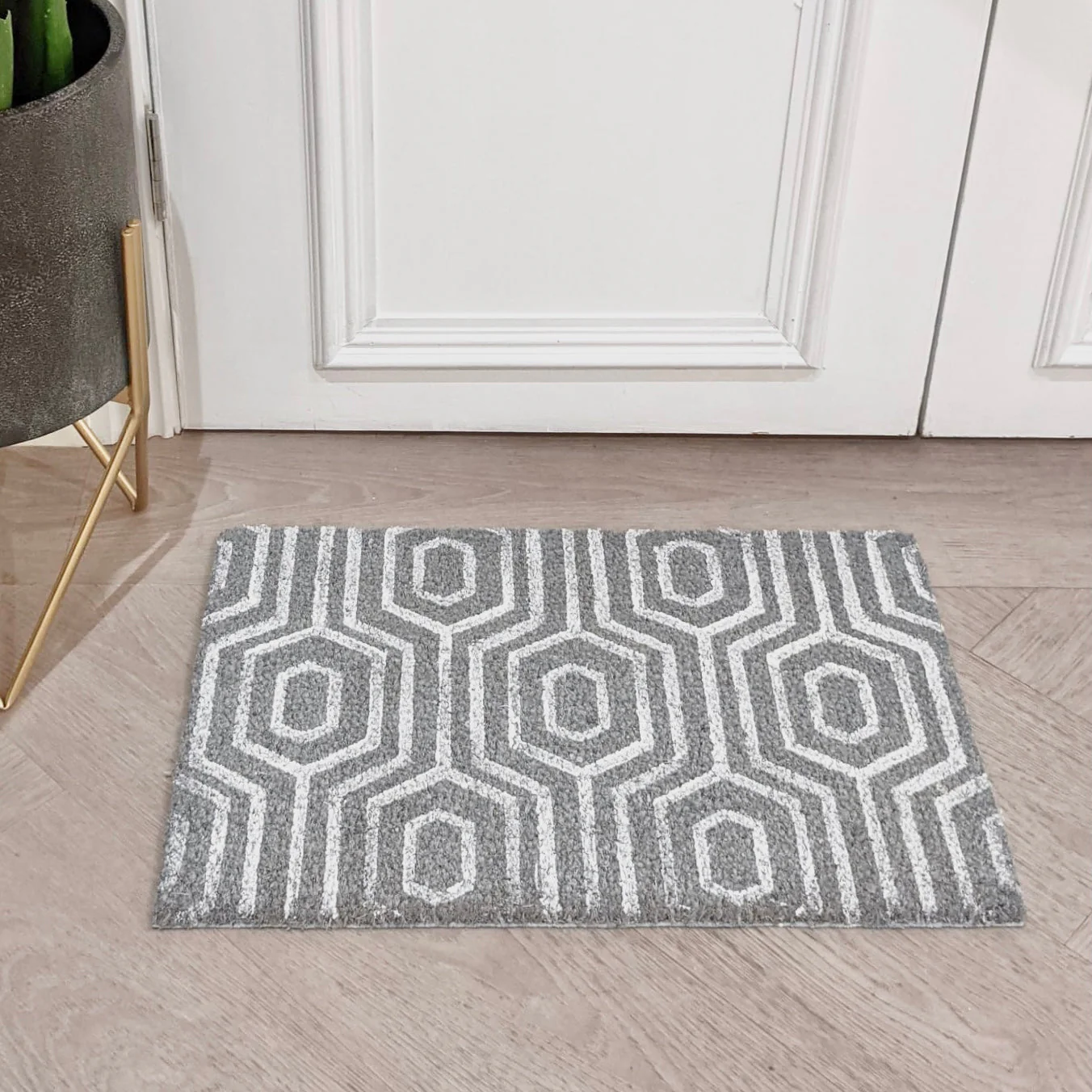 Lia Grey Geometric Doormat - Image 2