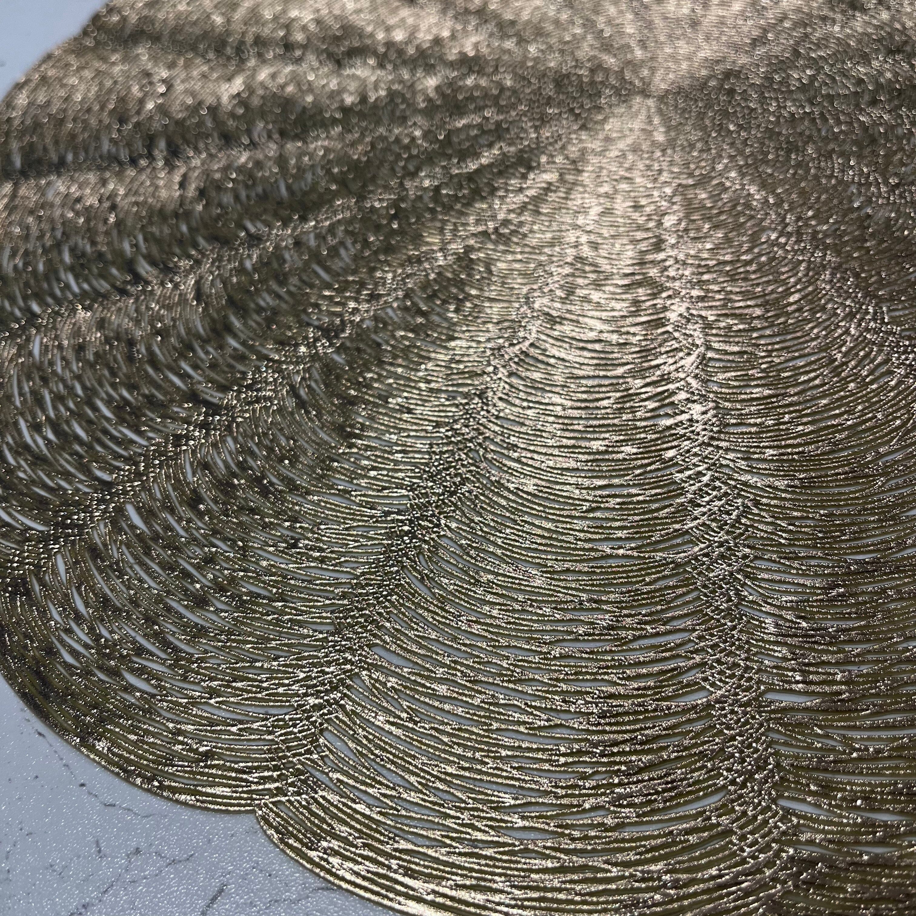 Lyra Gold Round Placemat - Image 3