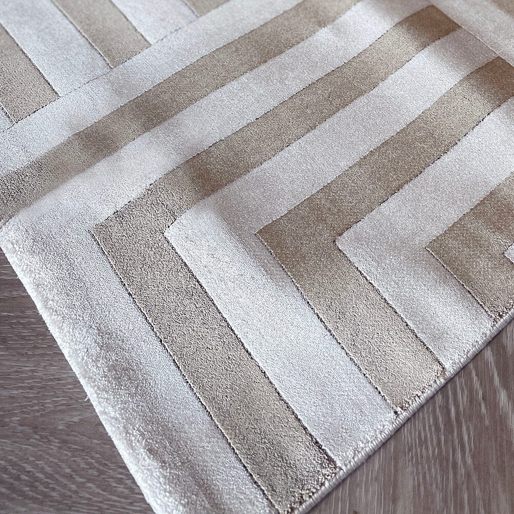 Rosetta Ivory & Gold Geometric Patterned Rug - Image 3