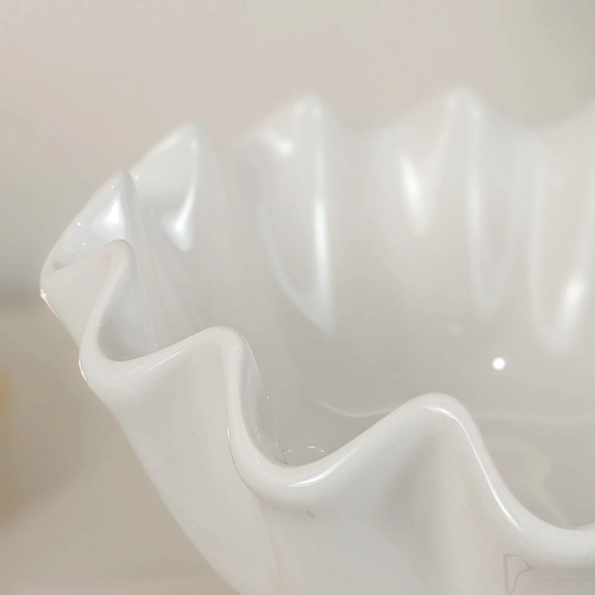 Rothesay White Ruffled Effect Ceramic Bowl - Image 3