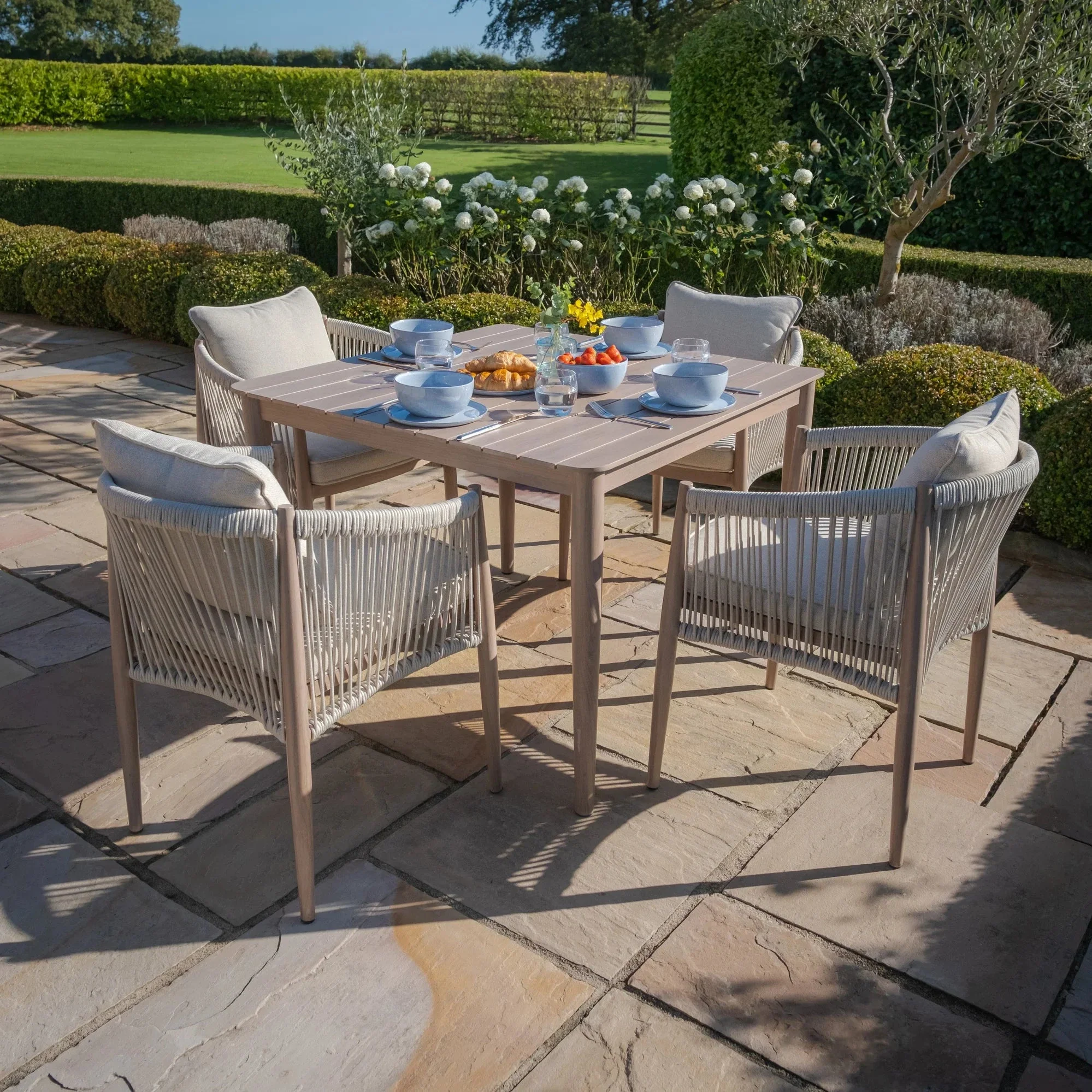 Santorini Outdoor Cream & Taupe Rope Weave 4 Seater Dining Set