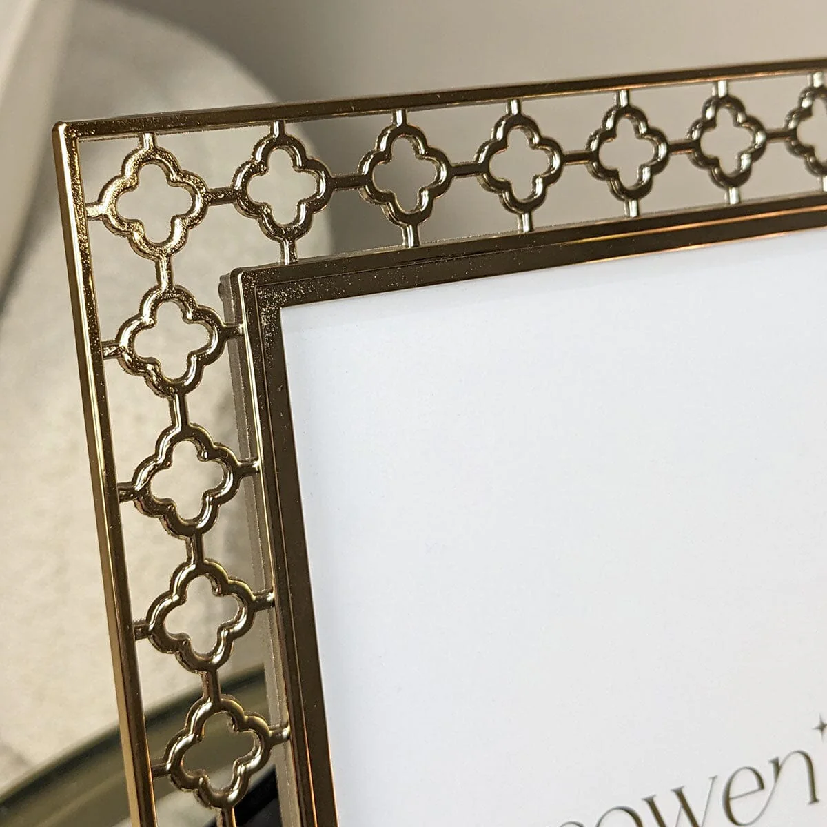 Sarai Gold Lattice Metal Photo Frame - 5x7" - Image 3
