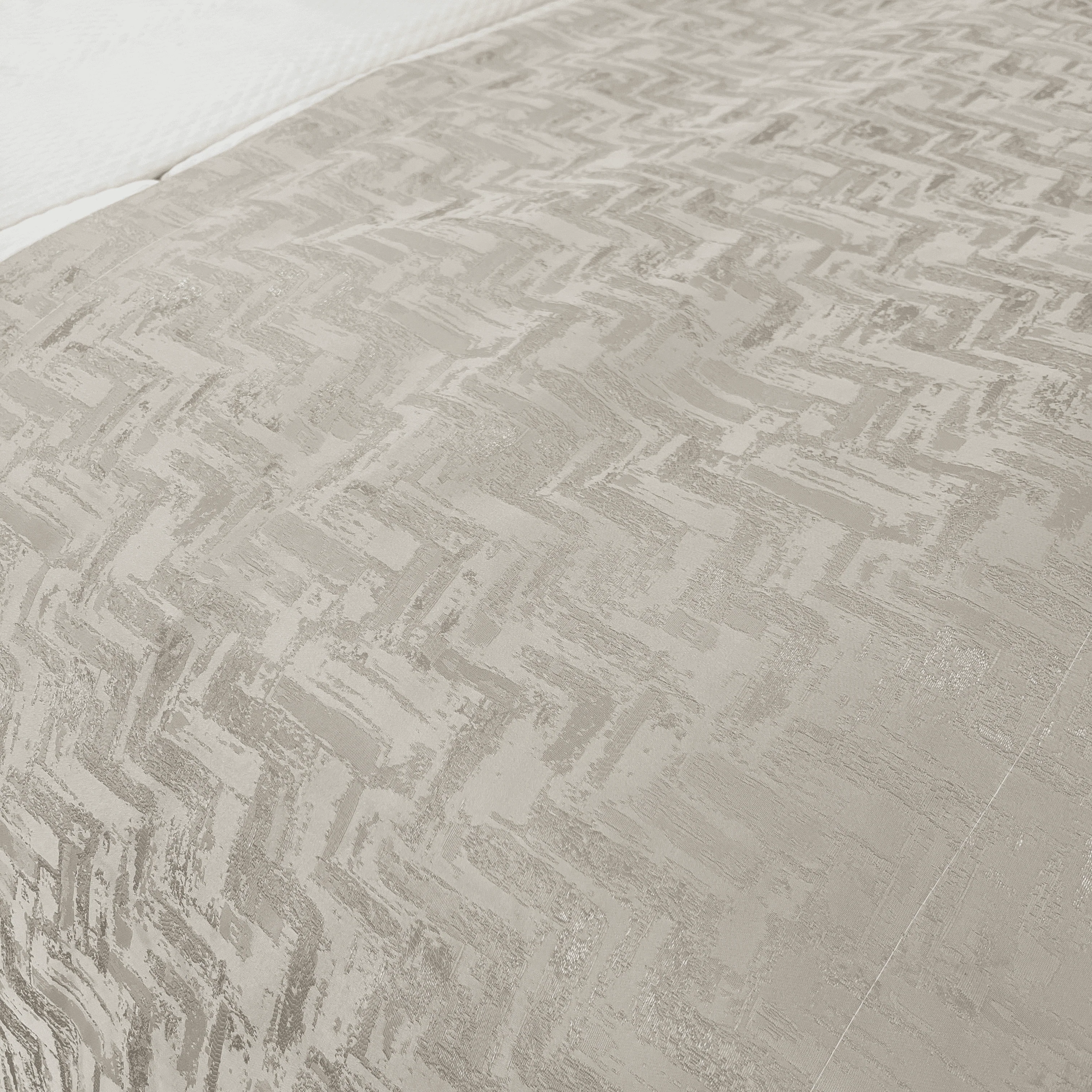 Sorrel Cream & Gold Metallic Abstract Patterned Bed Runner - Image 2