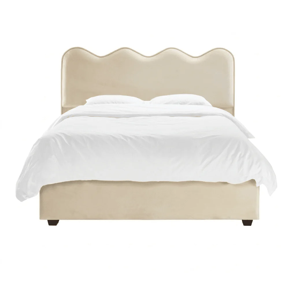 Squiggle Vanilla Velvet Scalloped Bed with Cream Piping Detail - Image 2