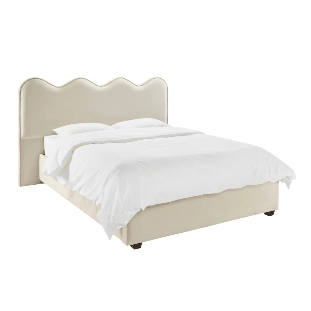 Squiggle Vanilla Velvet Scalloped Bed with Cream Piping Detail - Image 3