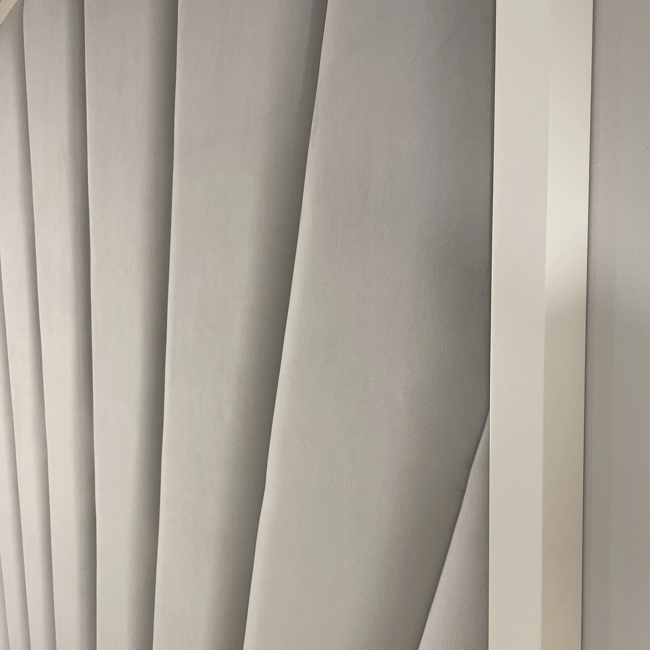 Sunburst Silver Velvet & Oyster Luxury Wall Mounted Headboard - Image 3