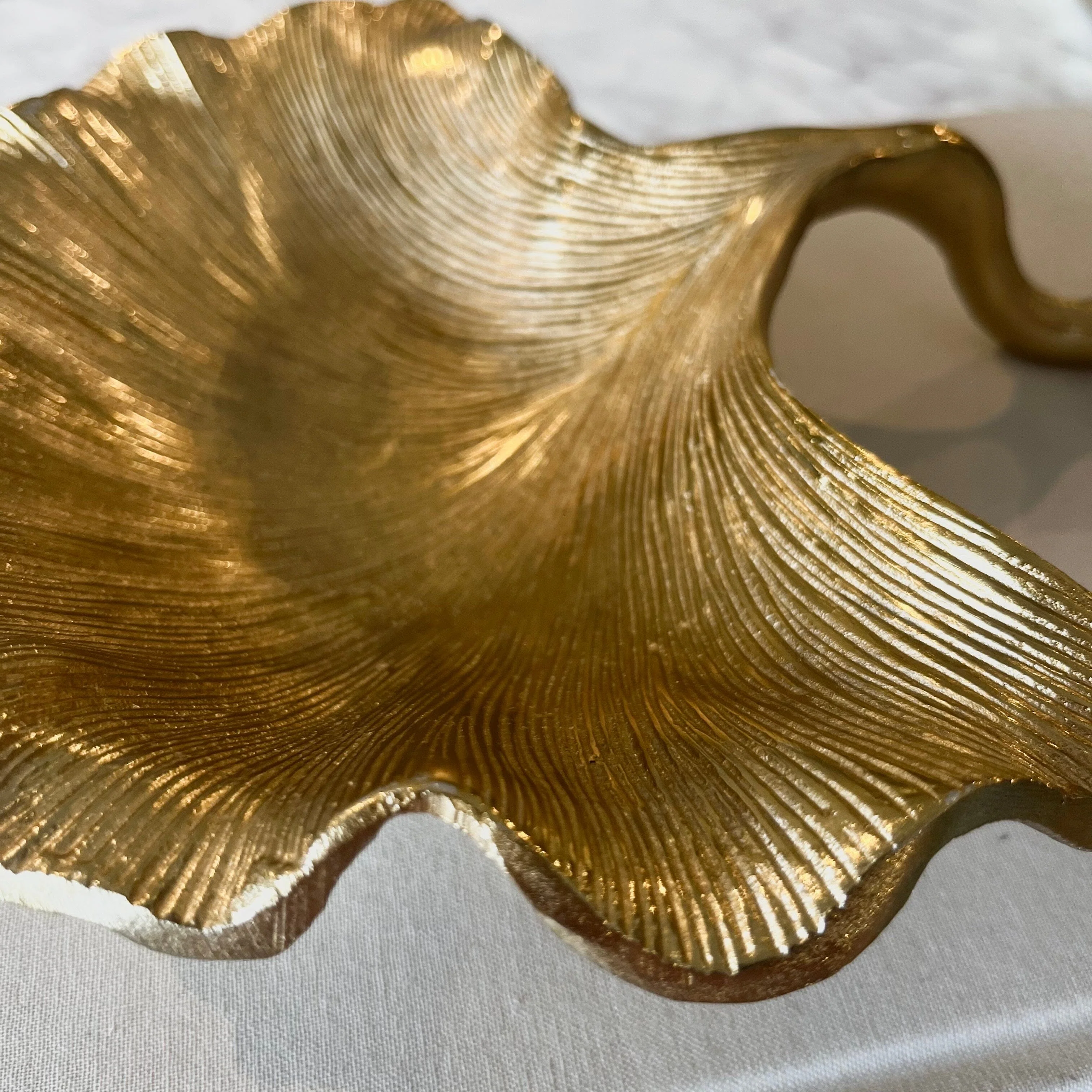 Torte Gold Decorative Gingko Leaf Dish - Image 2