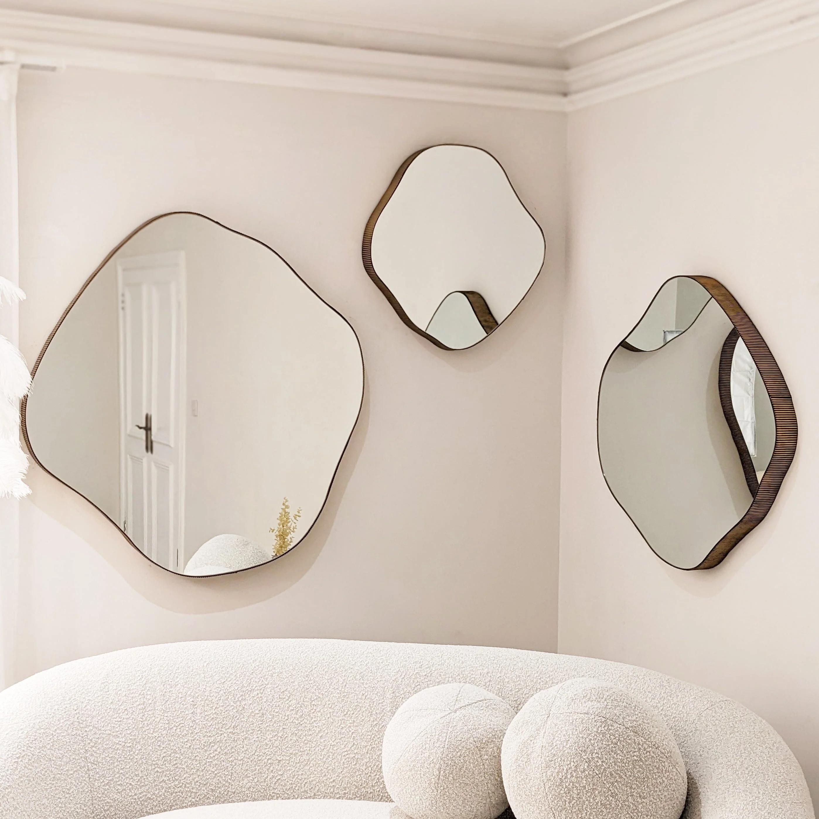 Valore Large Bronze Abstract Wall Mirror - Image 3